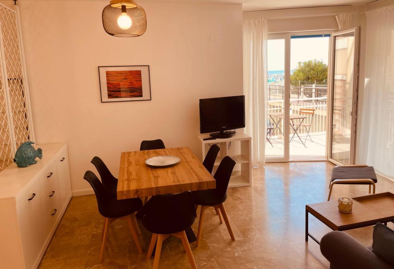 Appartamento Cima - Vista Mare, 3 Camere, Wifi, Family Apartment リド・ディ・イエゾロ エクステリア 写真