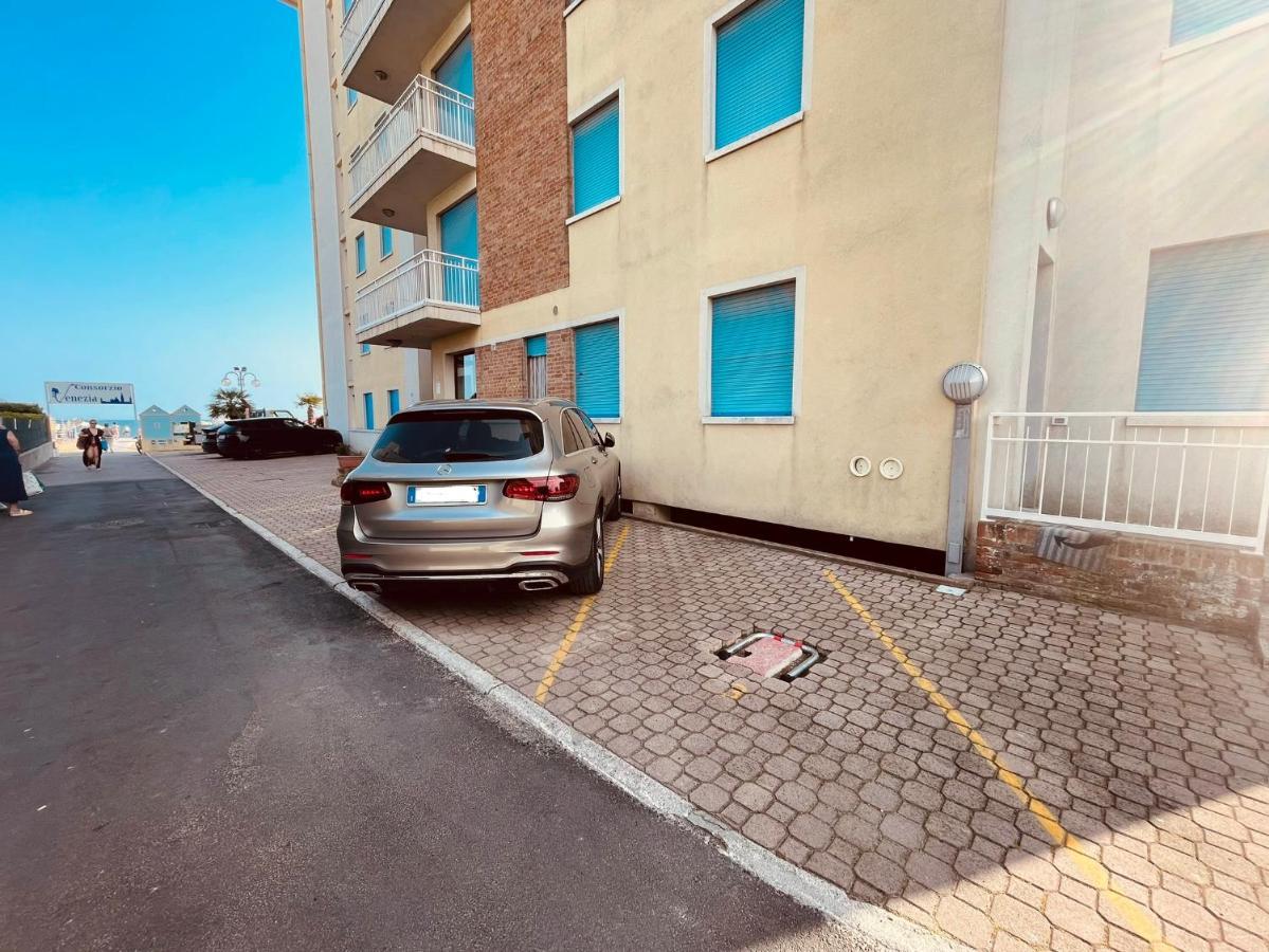Appartamento Cima - Vista Mare, 3 Camere, Wifi, Family Apartment リド・ディ・イエゾロ エクステリア 写真